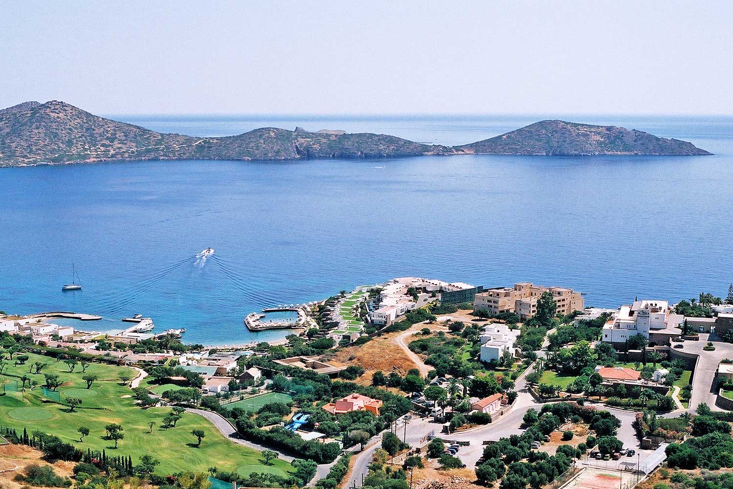 Για µπάνιο στην Ελούντα Για µπάνιο στην Ελούντα