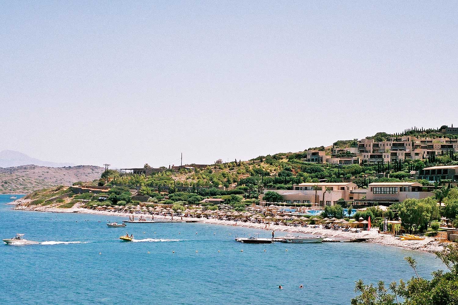 Για µπάνιο στην Ελούντα Για µπάνιο στην Ελούντα