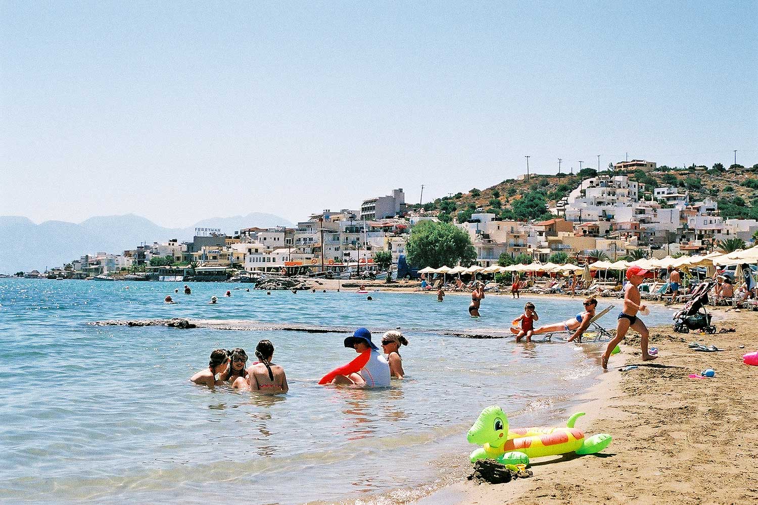 Για µπάνιο στην Ελούντα Για µπάνιο στην Ελούντα