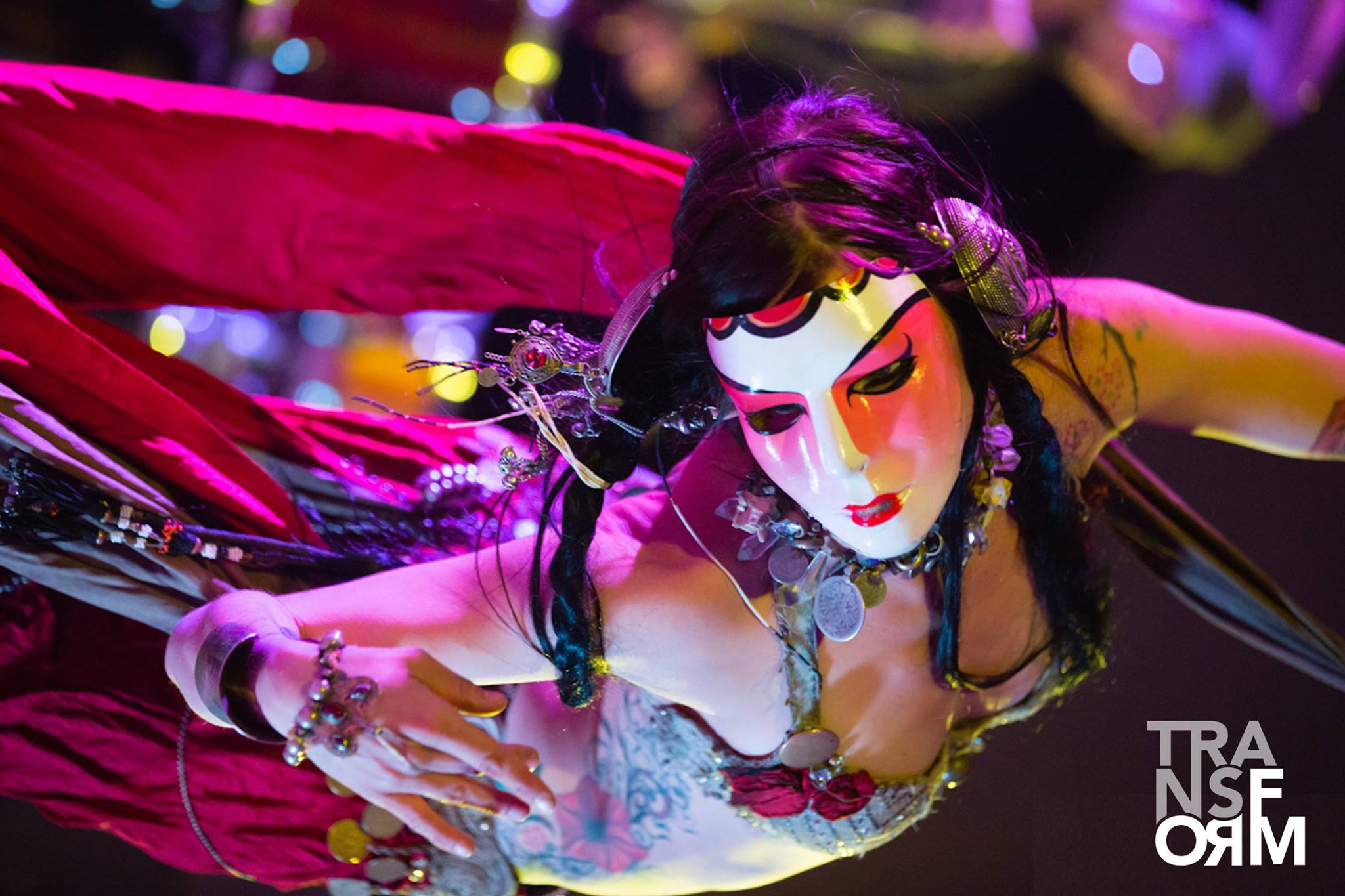 Μία έκδοση με υπέροχες φωτογραφίες από τις μεγαλύτερες μουσικές γιορτές του πλανήτη