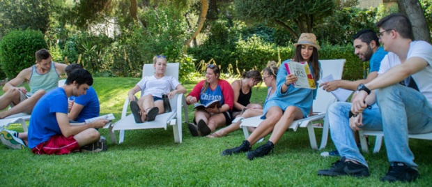 Ταξιδέψτε σπουδάζοντας! Ταξιδέψτε σπουδάζοντας!