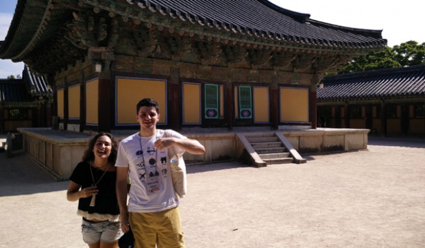 Ταξιδέψτε σπουδάζοντας! Ταξιδέψτε σπουδάζοντας!