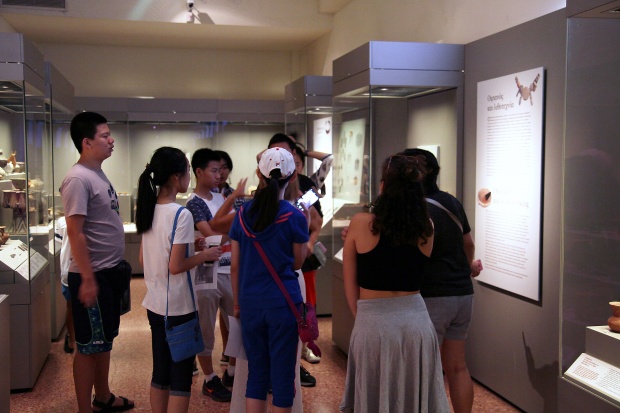 Μια καλοκαιρινή ιστορία για την εκπαίδευση, τον τουρισμό και την κρίση 