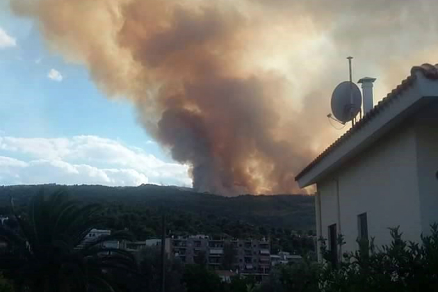 Πύρινη κόλαση στον Κάλαμο