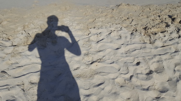 O Σάκης Γιούμπασης απαντά σε 10 ερωτήσεις μόνο με φωτογραφίες του O Σάκης Γιούμπασης απαντά σε 10 ερωτήσεις μόνο με φωτογραφίες του