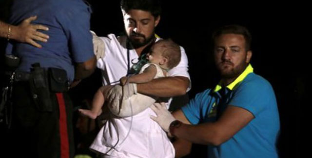 Ζωντανά ανασύρθηκαν από τα ερείπια και τα τρία παγιδευμένα αδέλφια 