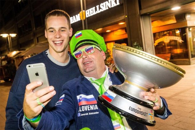 Οι Σλοβένοι σήκωσαν κούπα