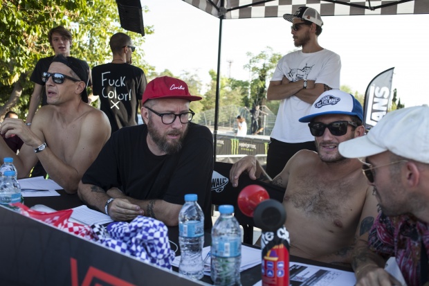  30 στιγμές από το φετινό Vans Shop Riot Greece