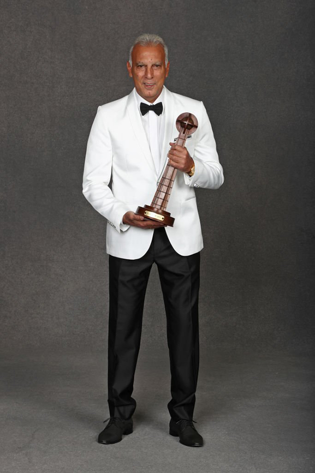 Νίκος Γκάλης Νίκος Γκάλης