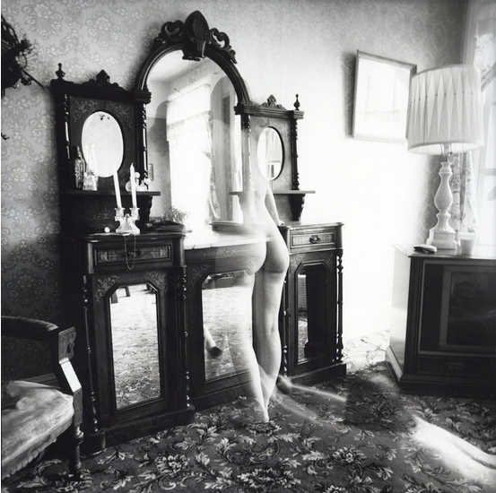 Οι αισθησιακές και τρομαχτικές φωτογραφίες της Brittany Markert 