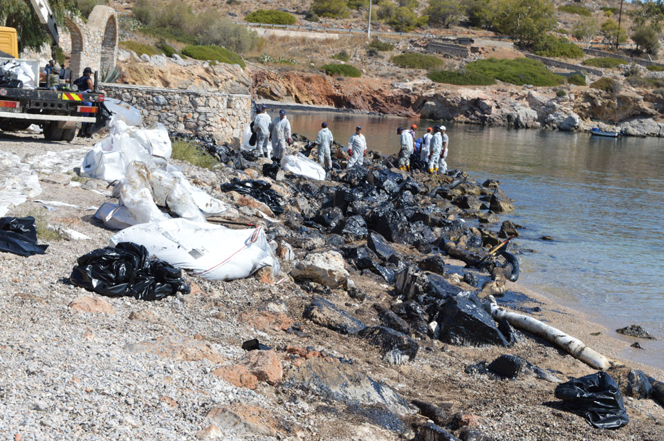 Σελήνια Σαλαμίνας Σελήνια Σαλαμίνας