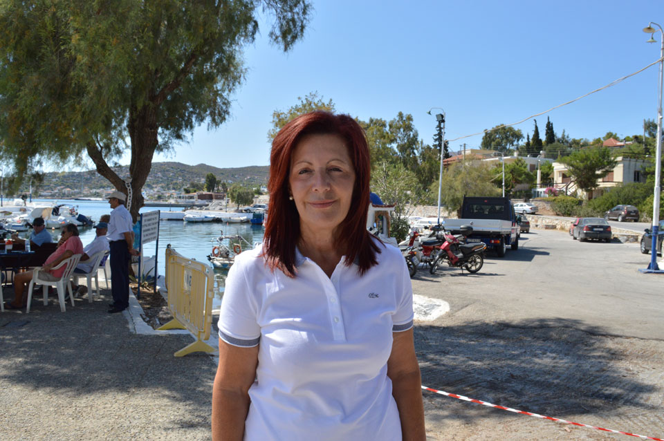 Η δήμαρχος Σαλαμίνας, Ισιδώρα Νάννου-Παπαθανασίου Η δήμαρχος Σαλαμίνας, Ισιδώρα Νάννου-Παπαθανασίου