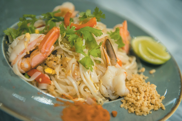 IceRoll & Mama Thai IceRoll & Mama Thai