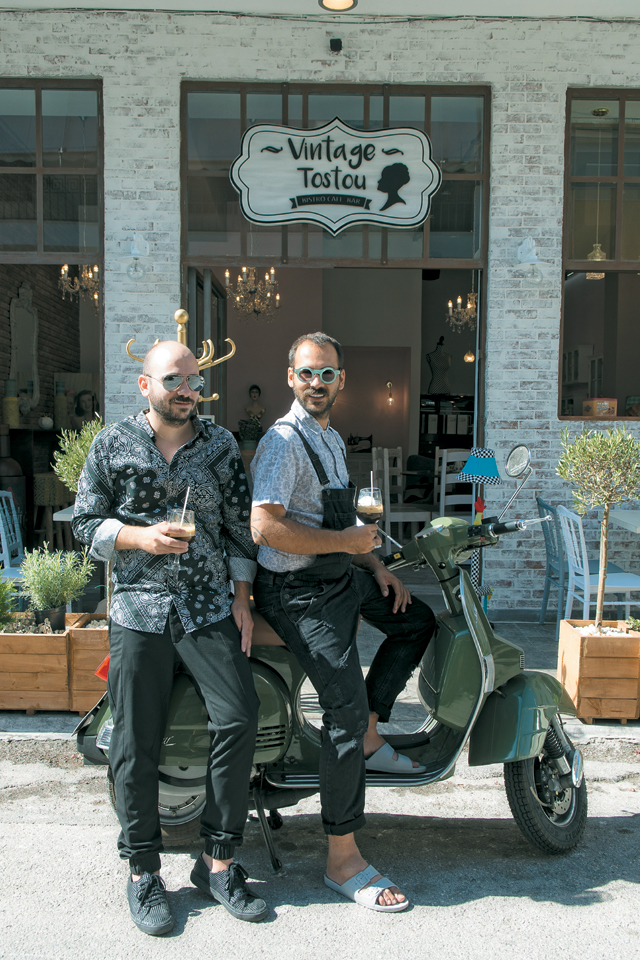 Vintage Tostou Vintage Tostou