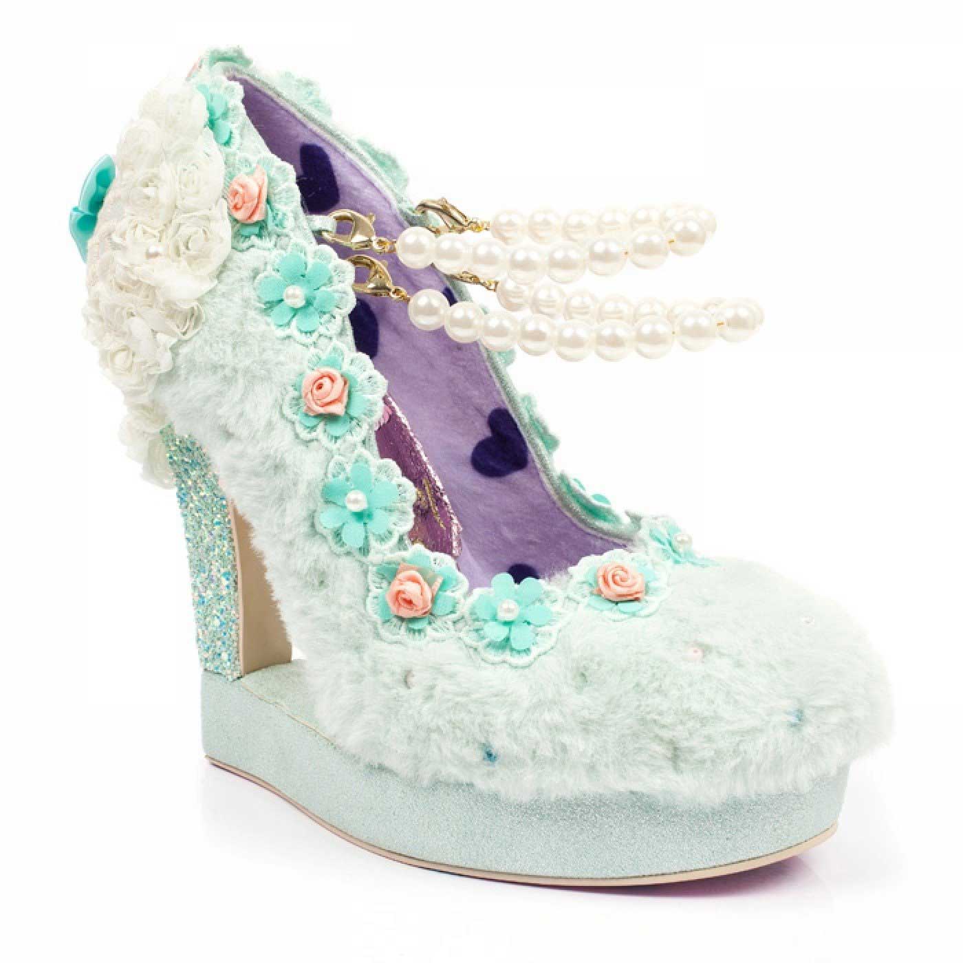 Αυτά είναι τα πιο περίεργα παπούτσια στον κόσμο