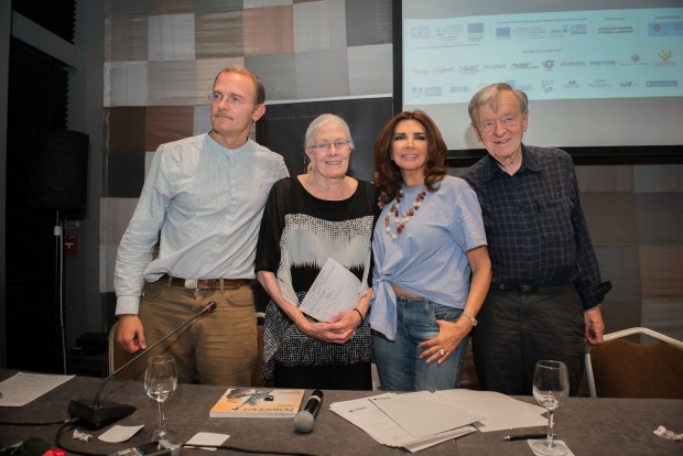 Η Βανέσα Ρέντγκρέιβ στην Αθήνα για το «Sea Sorrow»