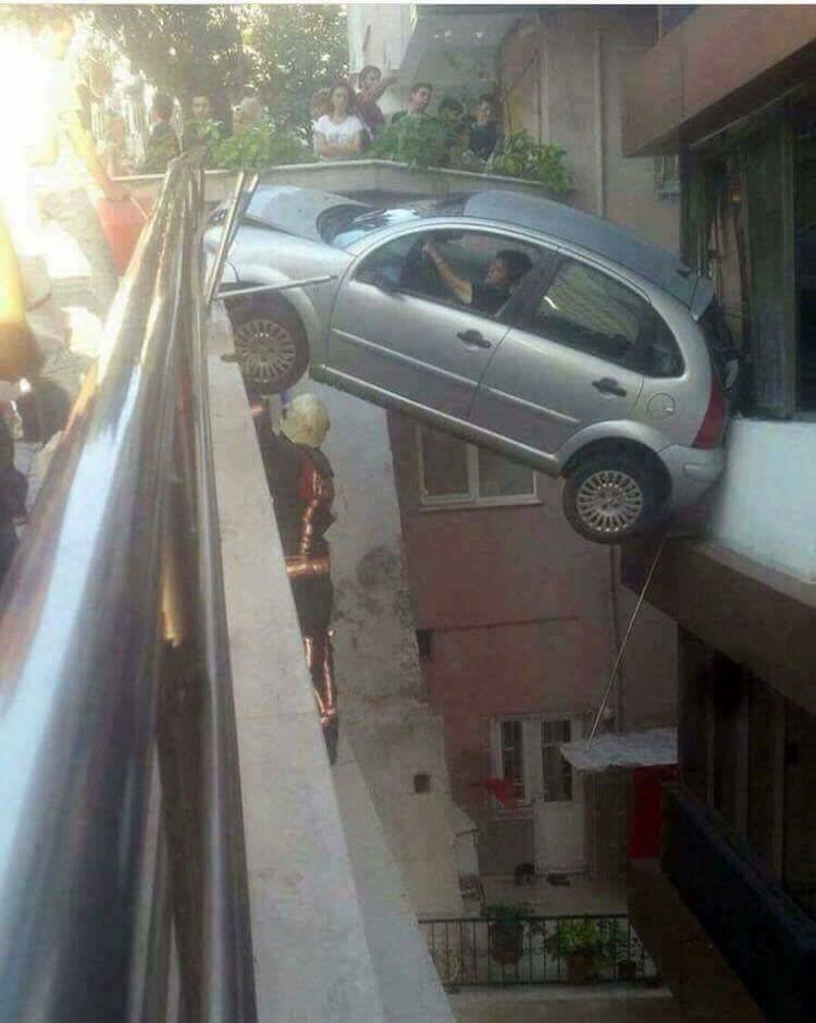 Τα yolo της Δευτέρας