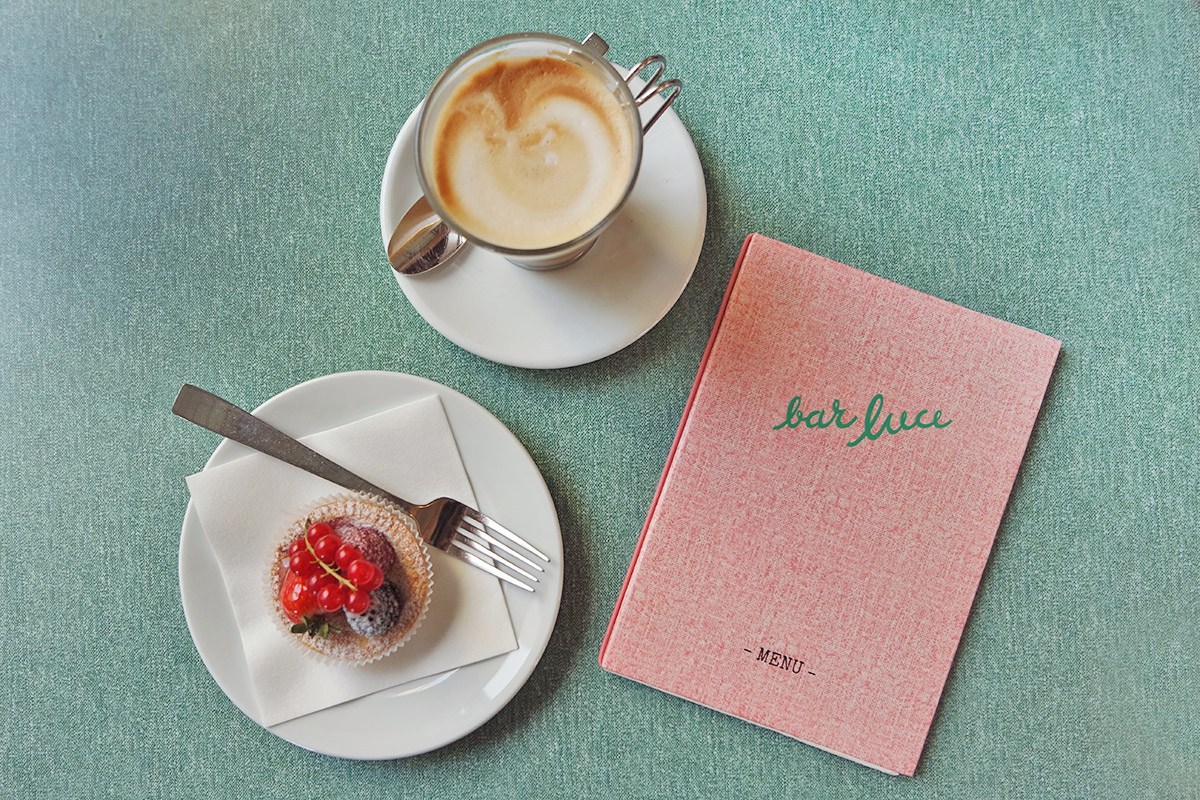 Bar Luce, σχεδιασμένο από τον σκηνοθέτη Wes Anderson 