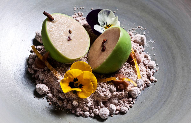 (Το γλυκό του Αχλαδιού. Φωτ. Κατερίνα Αυγερινού)