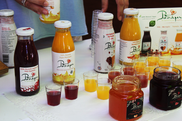 Χυμοί Ροδάμυ, από 100% φρέσκα φρούτα Χυμοί Ροδάμυ, από 100% φρέσκα φρούτα