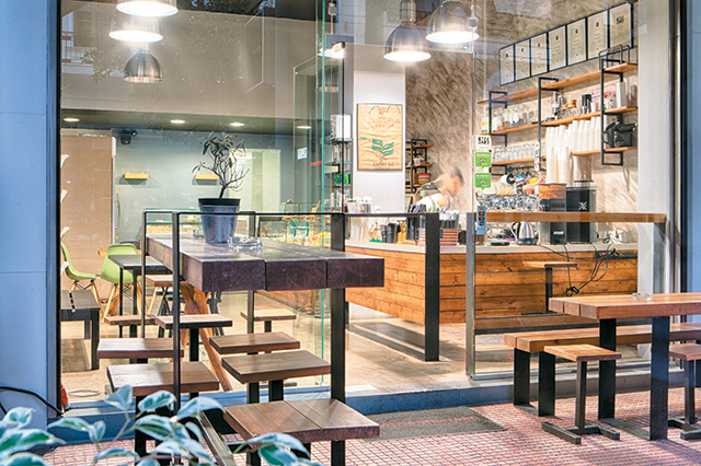 Eighteen Screen Micro Roastery Eighteen Screen Micro Roastery