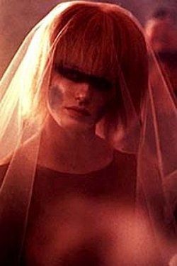 Πώς το Blade Runner άλλαξε τη μόδα μέχρι σήμερα Πώς το Blade Runner άλλαξε τη μόδα μέχρι σήμερα