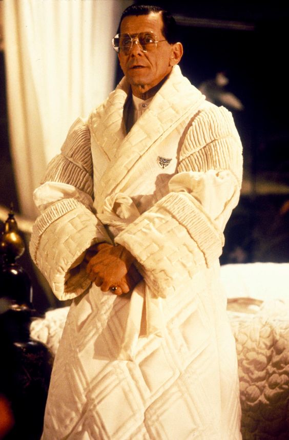 Πώς το Blade Runner άλλαξε τη μόδα μέχρι σήμερα Πώς το Blade Runner άλλαξε τη μόδα μέχρι σήμερα