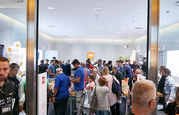 Mi Store Greece @Golden Hall Mi Store Greece @Golden Hall