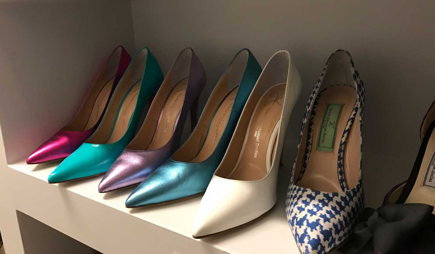 Απίθανο bazaar του Βασίλη Ζούλια Απίθανο bazaar του Βασίλη Ζούλια