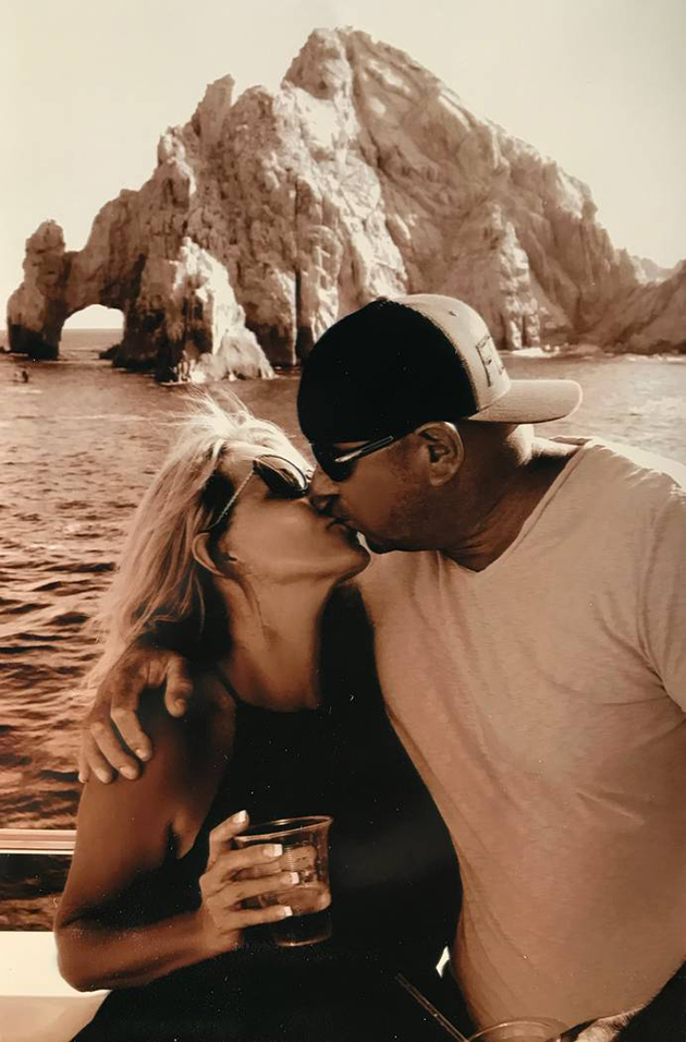 Ο Ντένις και η Λορέν ήταν αχώριστοι για 22 χρόνια Ο Ντένις και η Λορέν ήταν αχώριστοι για 22 χρόνια