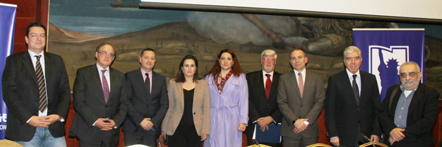  Σπύρος Λίτσας- Αναπληρωτής Καθηγητής Διεθνών Σχέσεων, Πανεπιστήμιο Μακεδονίας, Ηλίας Φούτσης- Πρόεδρος και Ιδρυτής Εκπαιδευτικού Ομίλου New York College, Δρ. Χρήστος Διαμαντόπουλος- Καθηγητής Διεθνών Σχέσεων, New York College, Αλεξία Τασούλη - Δημοσιογράφος, Δρ. Μαρία Αλβανού – Εγκληματολόγος, Αλέξανδρος Μαλλιάς - Πρέσβης επί Τιμή - π. Πρέσβης της Ελλάδος στην Ουάσιγκτον  (2005-2009), Κων/νος Φίλης - Διευθυντής Ερευνών Ινστιτούτου Διεθνών Σχέσεων (ΙΔΙΣ), Χρήστος Βαίτσης - Πτέραρχος 