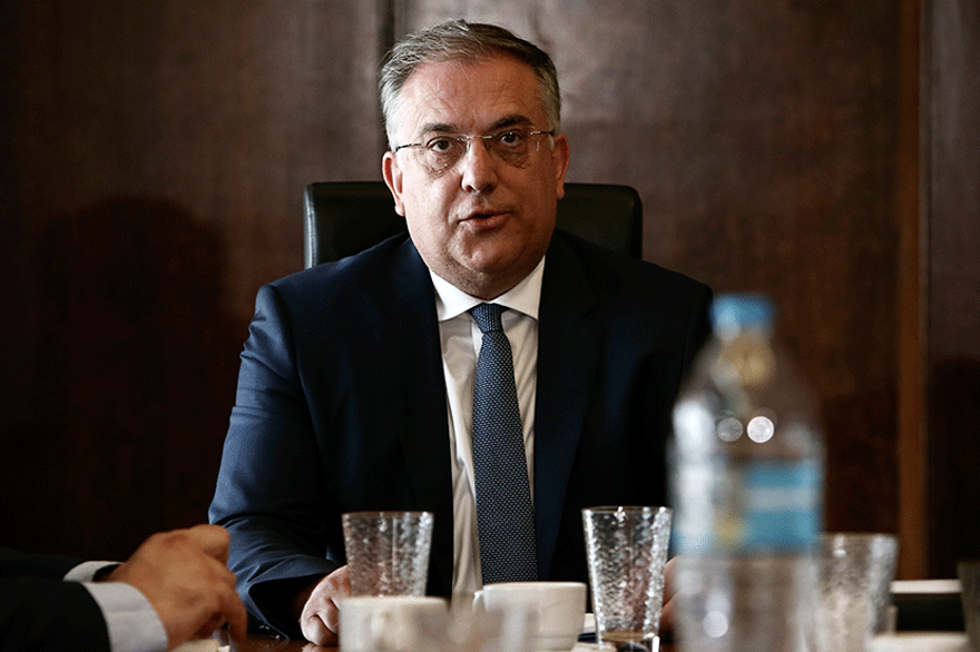 Τάκης Θεοδωρικάκος