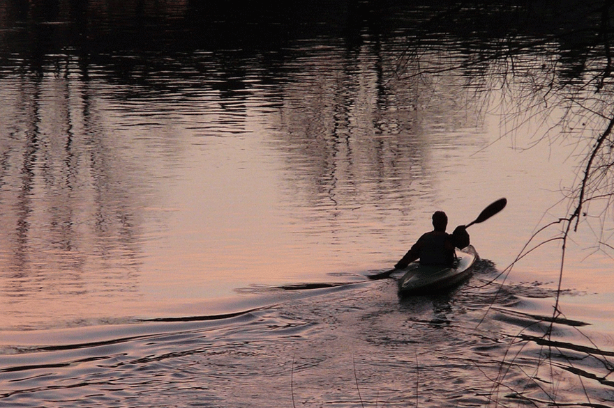 Χάθηκε με το καγιάκ του στη Θάσο Επιχείρηση διάσωσης τουρίστα