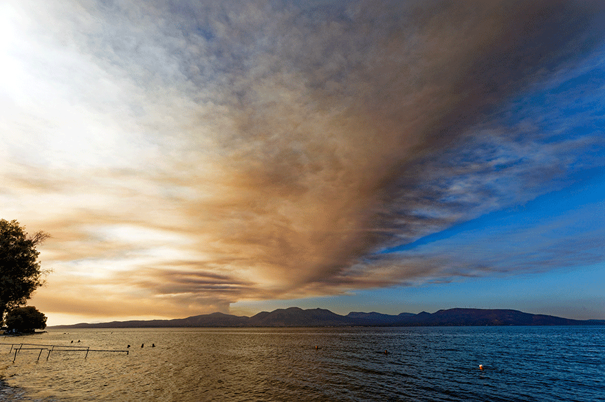 Δασική πυρκαγιά στην κεντρική Εύβοια