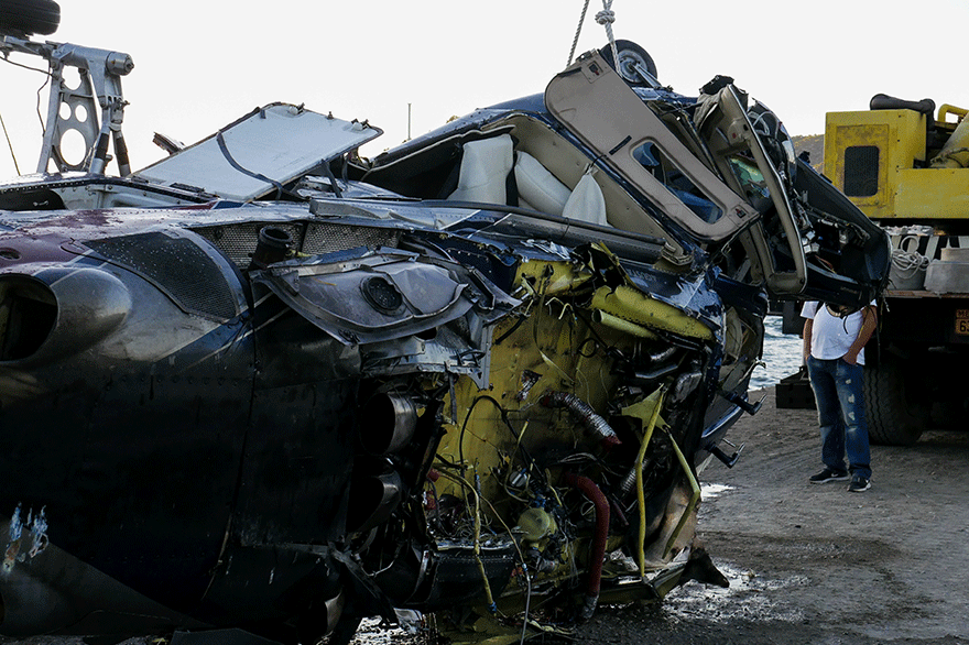 Συντριβή ελικοπτέρου στον Πόρο - Τρεις νεκροί