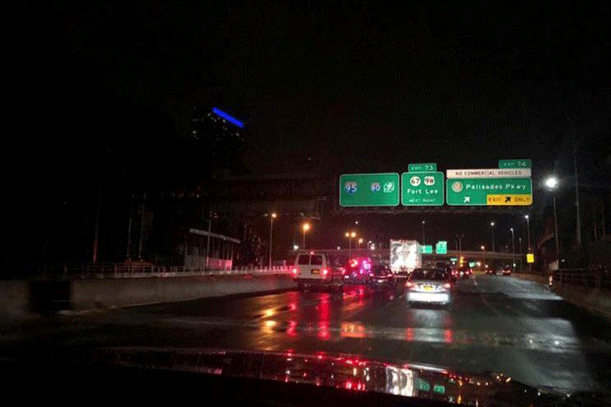 Έκλεισε εμβληματική γέφυρα στη Νέα Υόρκη λόγω απειλής για βόμβα