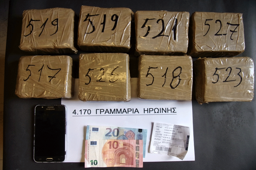 Ρόδος: Είχε στις αποσκευές του περισσότερα από 4 κιλά ηρωίνη