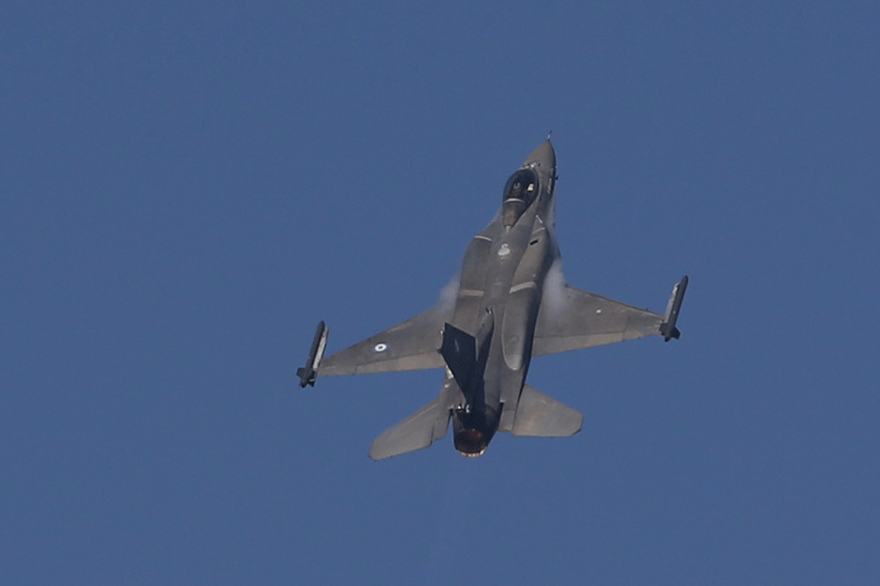 Δοκιμαστική επίδειξη της ομάδας «Ζευς» της Πολεμικής Αεροπορίας στον ουρανό της Θεσσαλονίκης