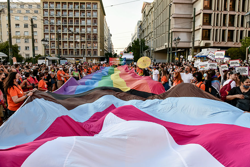 Athens Pride 2021: Πλημμύρισε χρώματα το κέντρο της Αθήνας