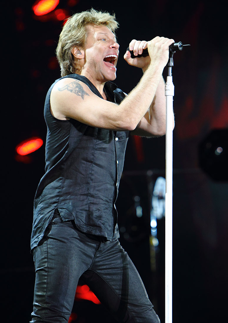 Στιγμιότυπο από τη συναυλία των Bon Jovi στην Αθήνα το 2011