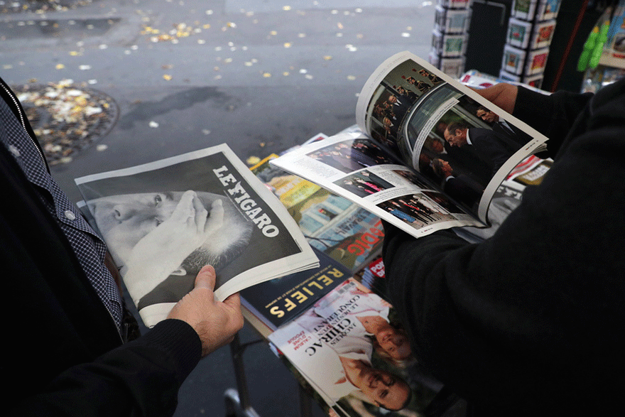 Μεγάλα αφιερώματα του γαλλικού Τύπου στον Ζακ Σιράκ