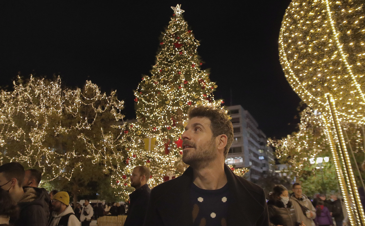 Το City Vibes by Athens Voice σε Χριστουγεννιάτικη διάθεση στο κέντρο της Αθήνας