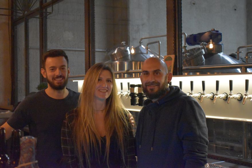 Από αριστερά: Γιάννης Ψιμούλης, Ελευθερία Παπαδάκη και Τάσος Παπαδάκης