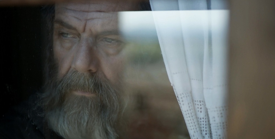 Ο Τάκης Σακελλαρίου ως Μάκης στην ταινία "Ένας ήσυχος άνθρωπος" του Τάσου Γερακίνη