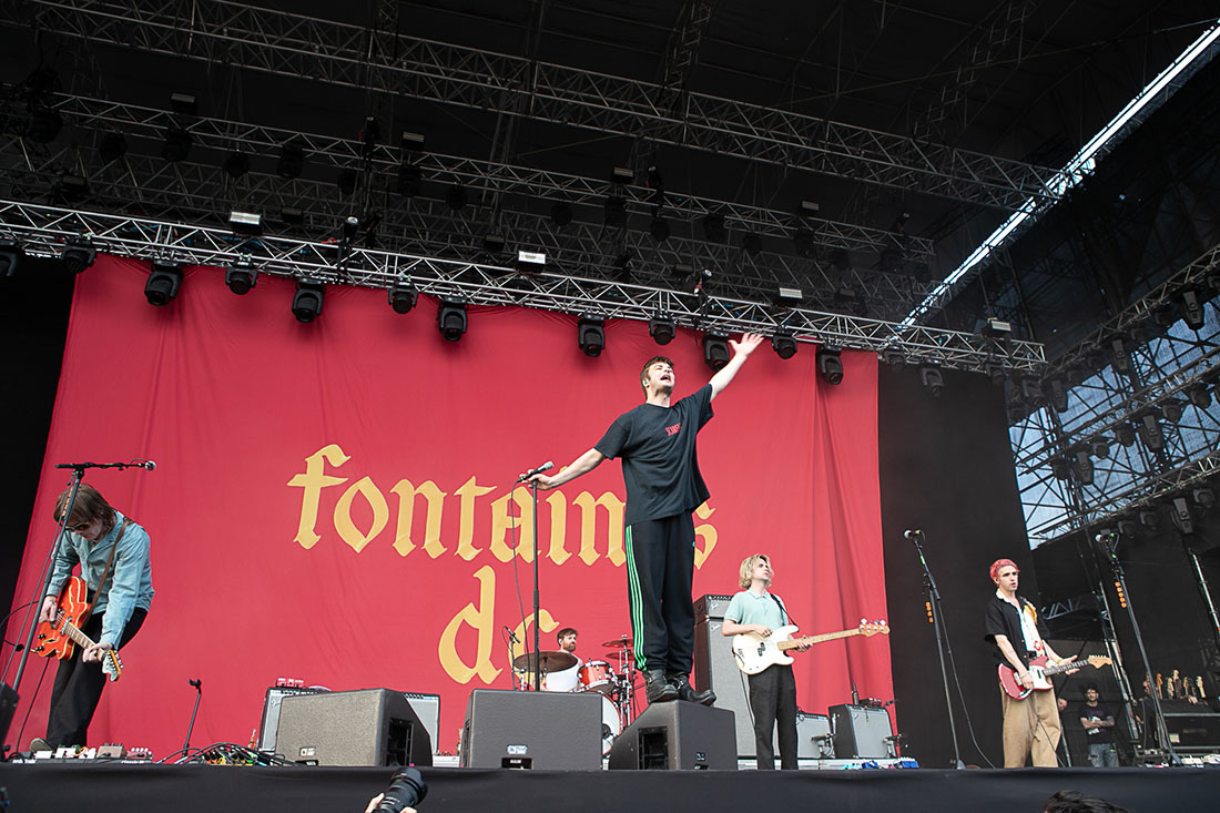 Στιγμιότυπο από τη συναυλία των Fontaines D.C. στο φεστιβάλ Release Athens