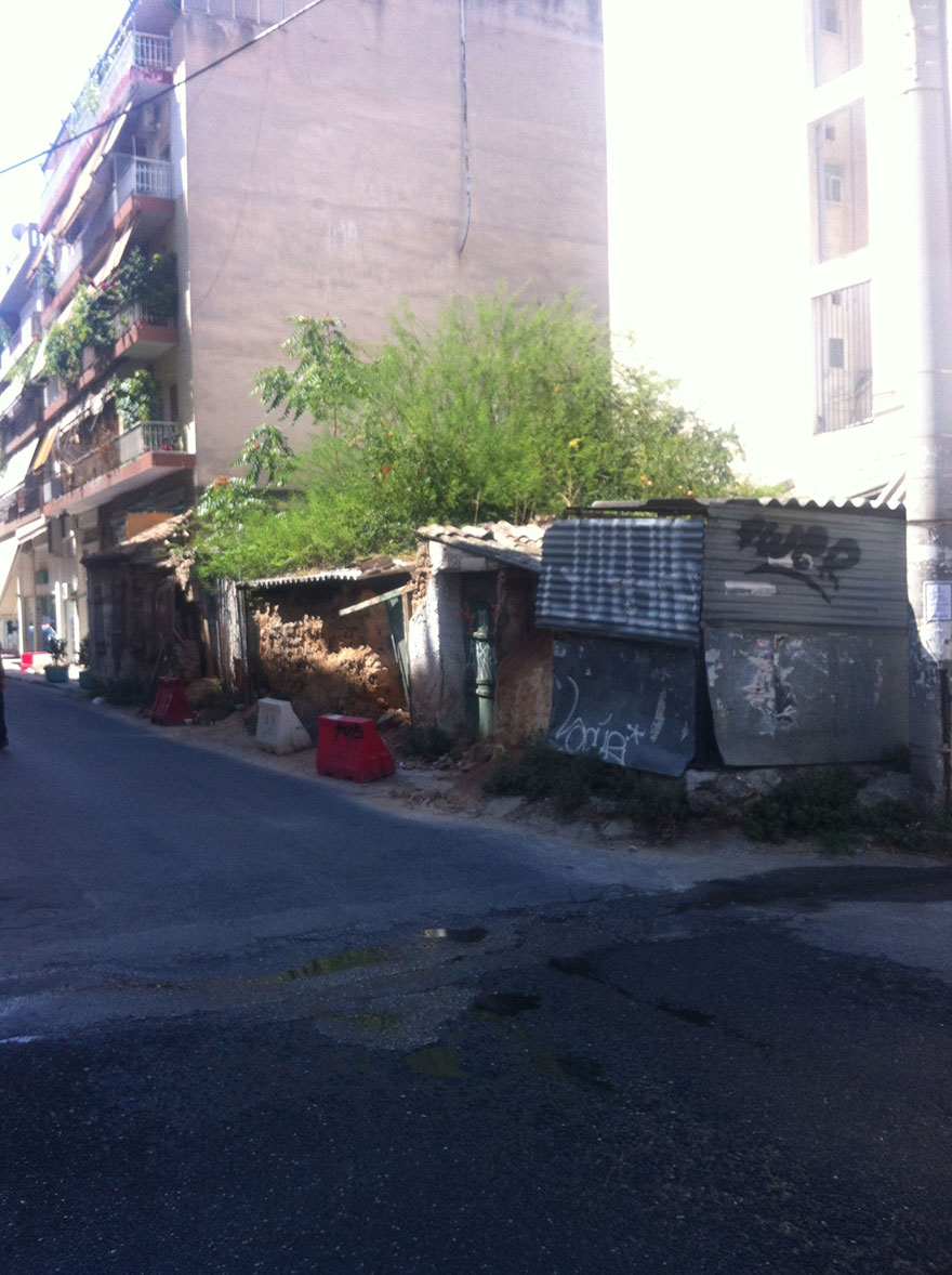 Επιταχύνονται οι κατεδαφίσεις των εγκαταλειμμένων στην Αθήνα
