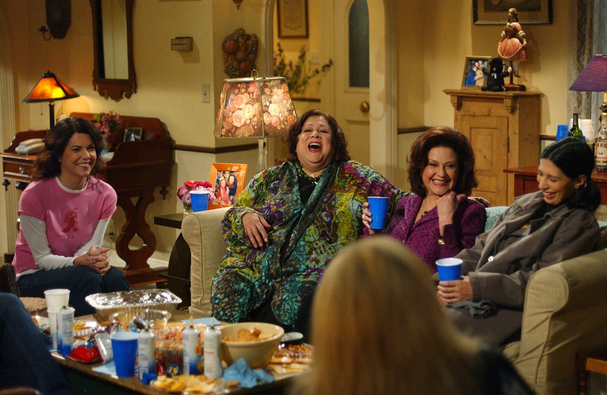 Σκηνή από την πέμπτη σεζόν της τηλεοπτικής σειράς «Gilmore Girls»