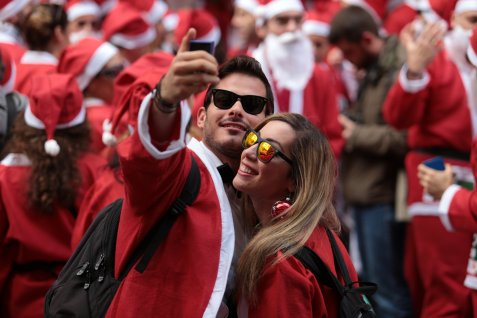 Athens Santa Run / © Νίκος Καρανικόλας Athens Santa Run / © Νίκος Καρανικόλας