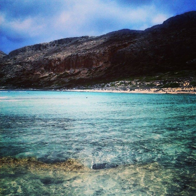 athens voice readers, greece