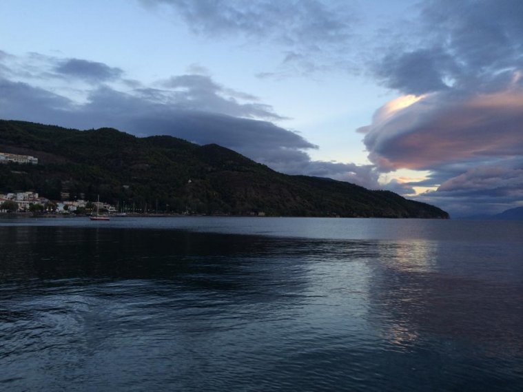 athens voice readers, greece